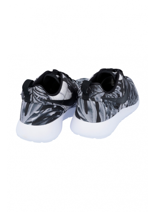Buty Nike Roshe Two (GS) - 677782-013